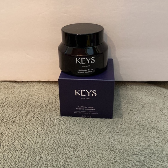 Bronze & Mask - Picture 3 of 7